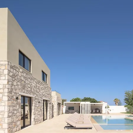 Villa Elia Villa, With Pool, Seaviews & Iconic Design, By Thinkvilla Asterion